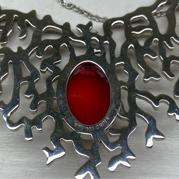 BBJ Sterling Silver Western Fern Design With Red Howlite Center Stone Necklace - Picture 6 of 11